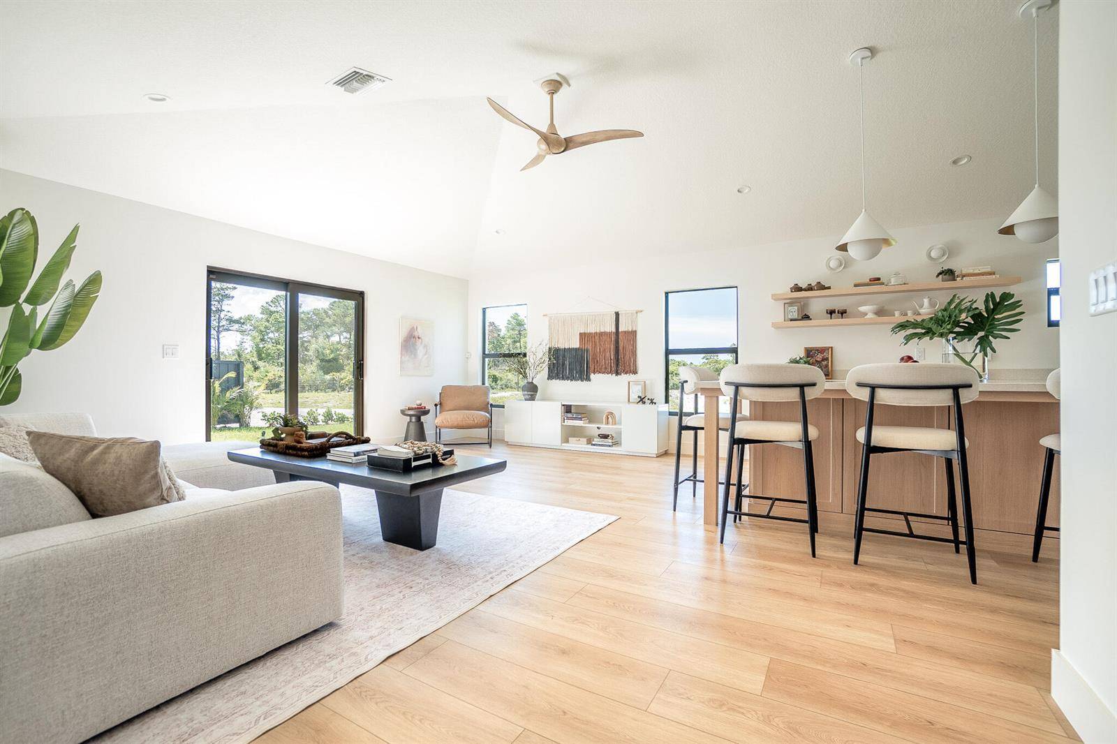 5048 SE ALICIAStuart - picture