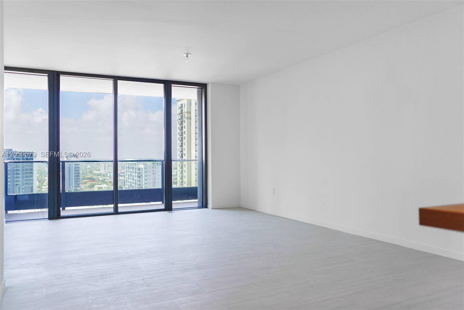 1000 Brickell PlazaMiami - Brickell Flatiron condo unit 2608 - picture