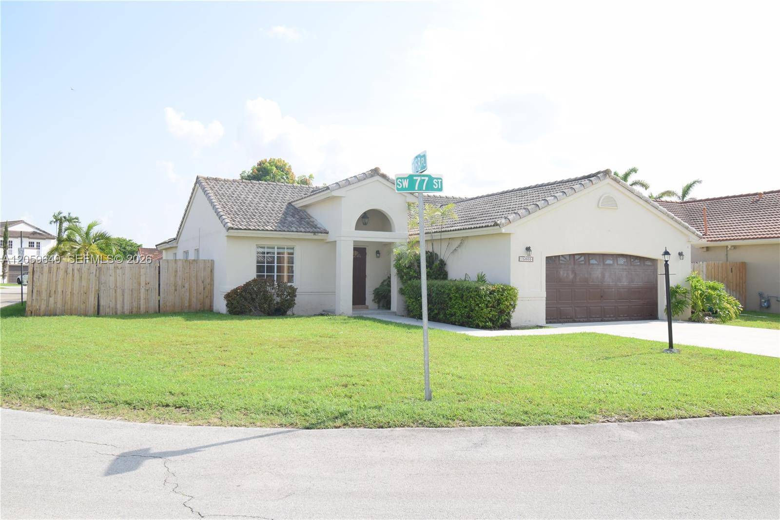 15860 SW 77th StMiami - picture