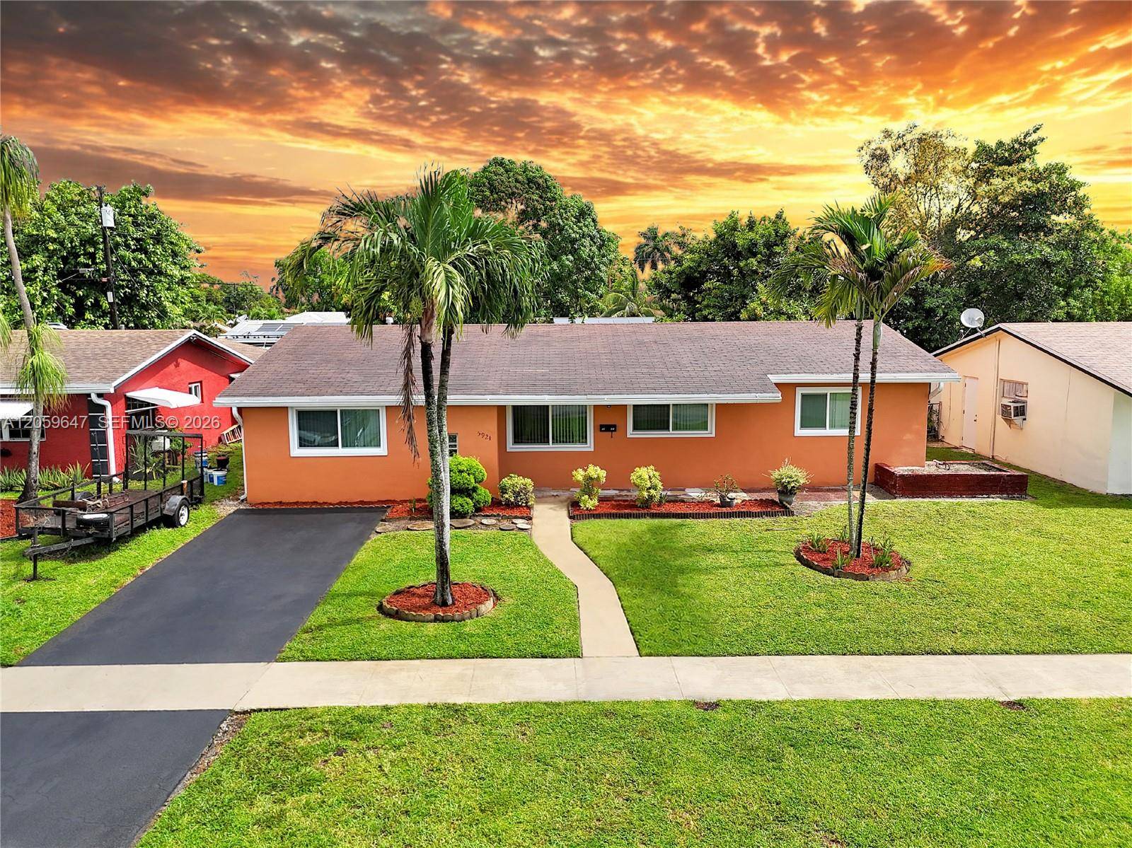 5921 NW 15th StSunrise - picture