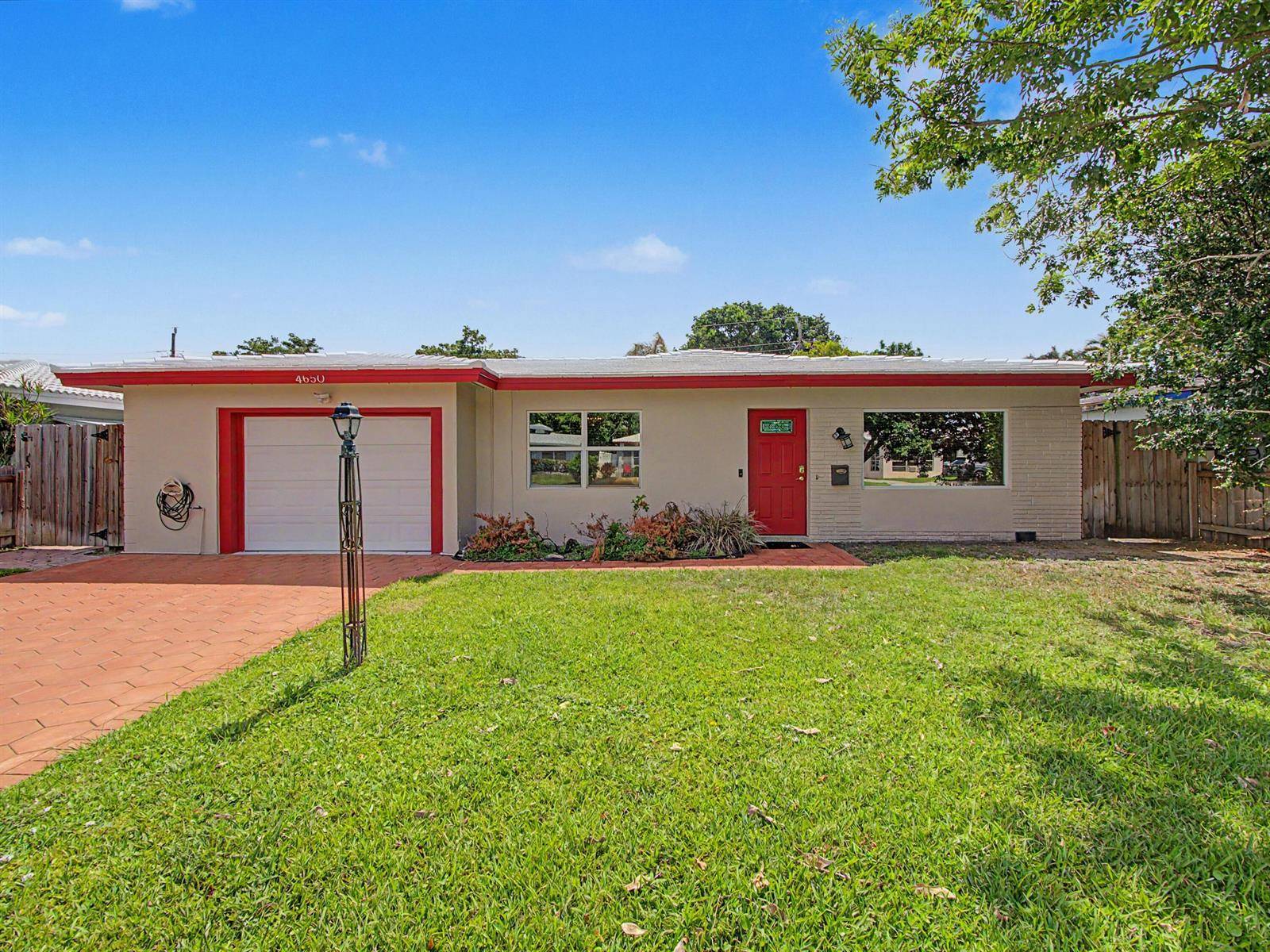 4650 NE 2NDFort Lauderdale - picture