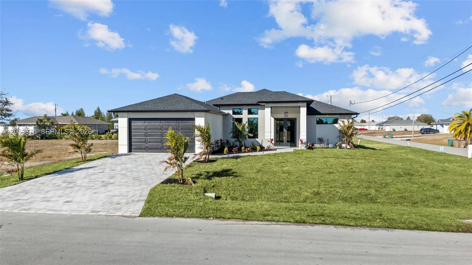 1430 6th plCape Coral - picture