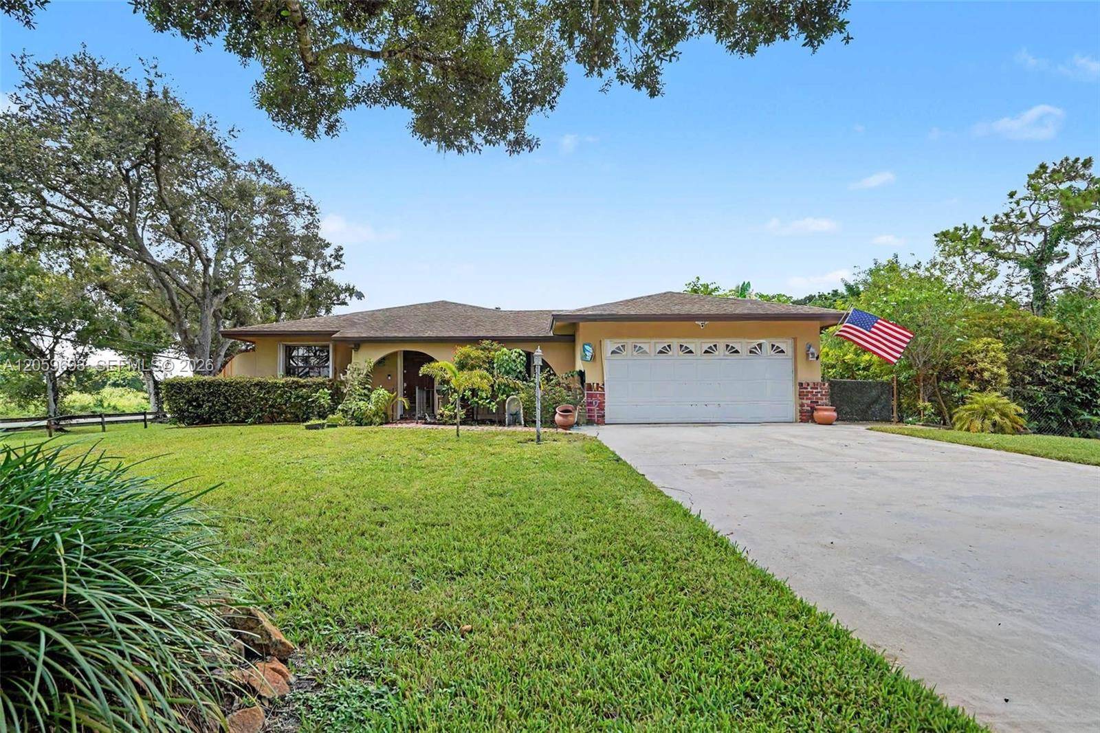 13602 SW 24th StDavie - picture