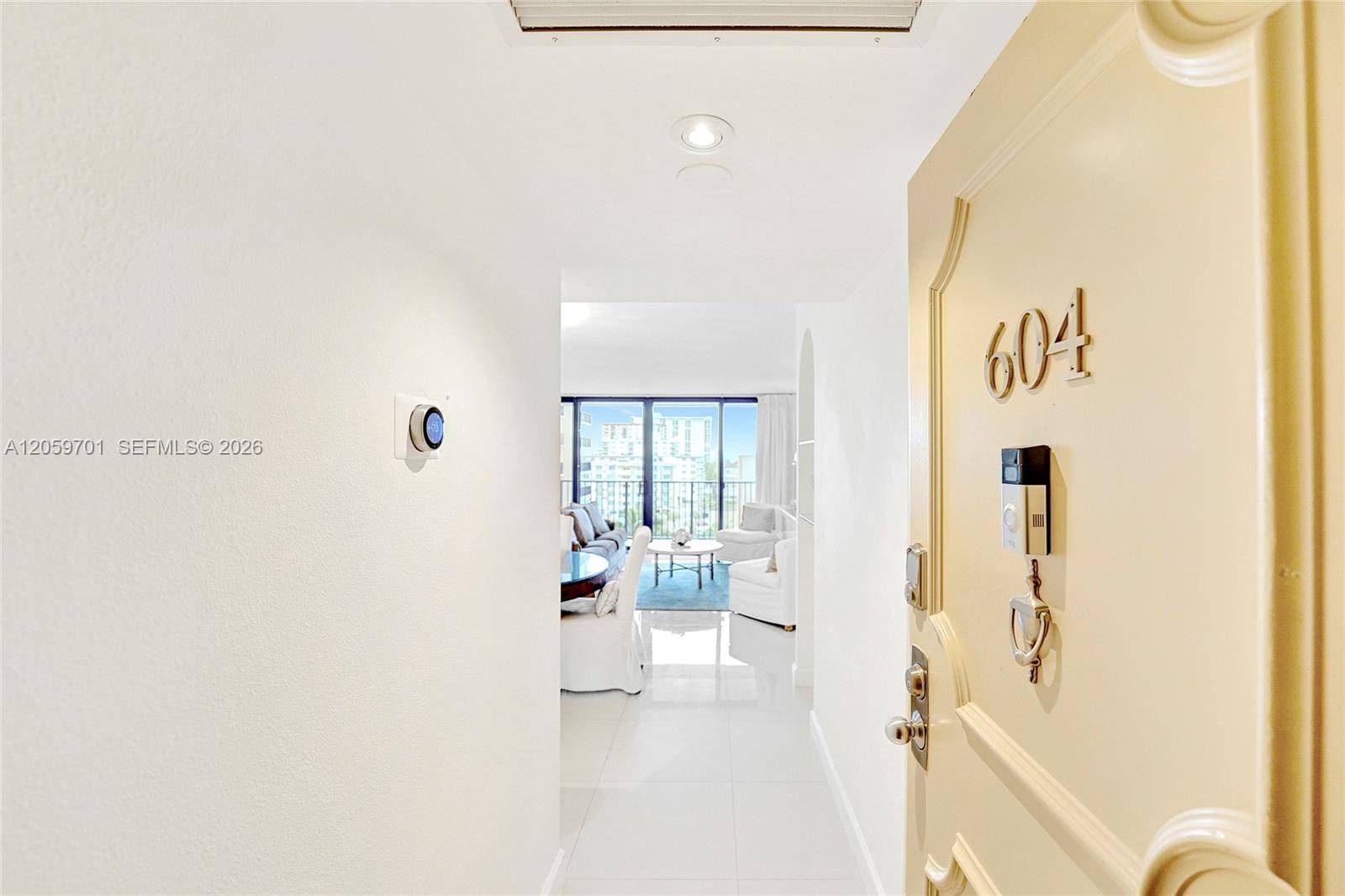 2201 S Ocean DrHollywood - QUADOMAIN TOWER I AND IV condo unit 604 - picture