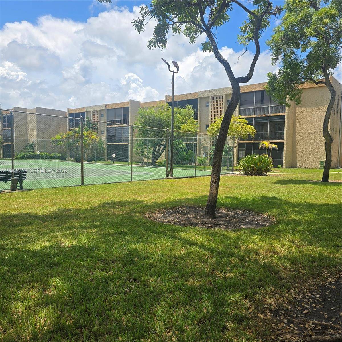 8401 SW 107Miami - KENDALL ACRES WEST CONDO condo unit 312E - picture