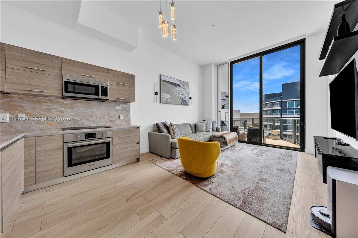 1300 S Miami AveMiami - 1300 S Miami Ave Residence condo unit UPH5 - picture