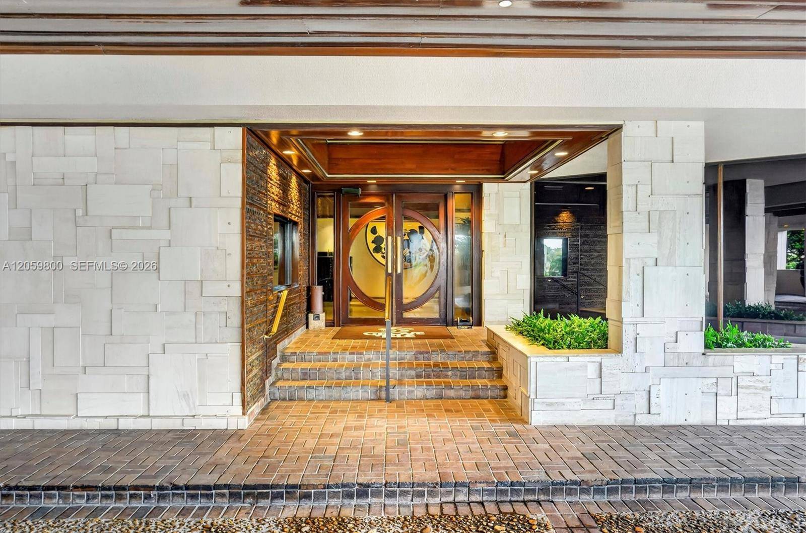 1 Grove IsleMiami - Grove Isle condo unit 506 - picture