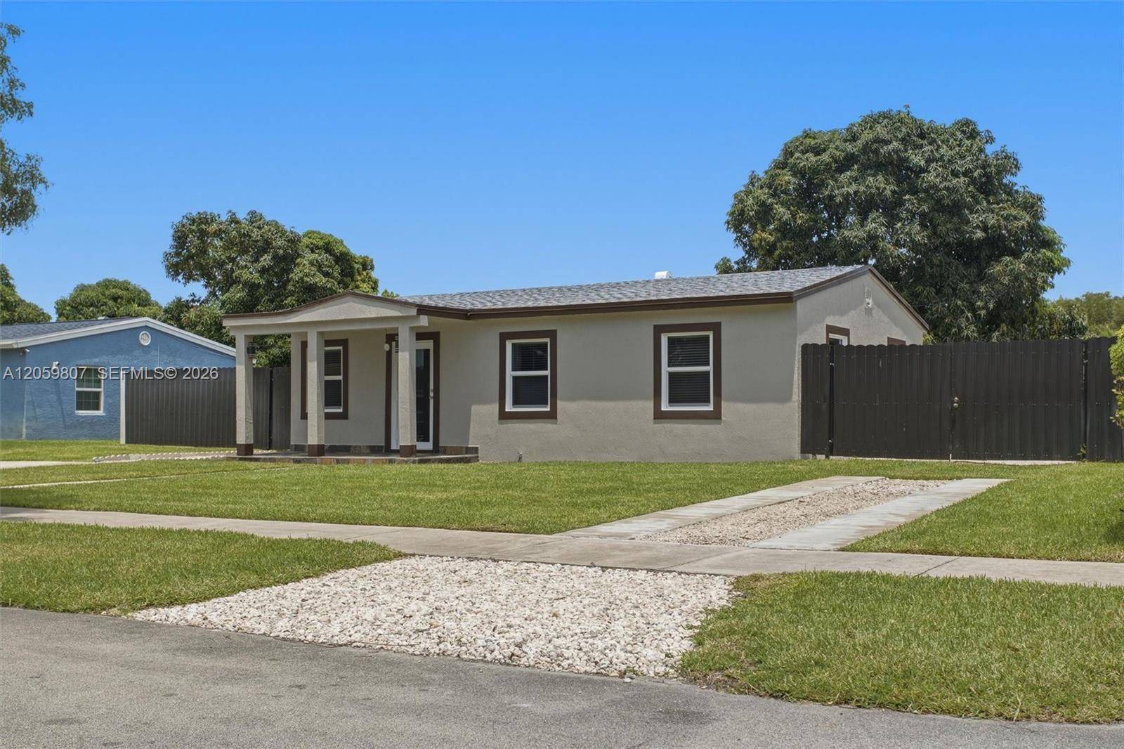 16031 NW 18th AveMiami Gardens - picture