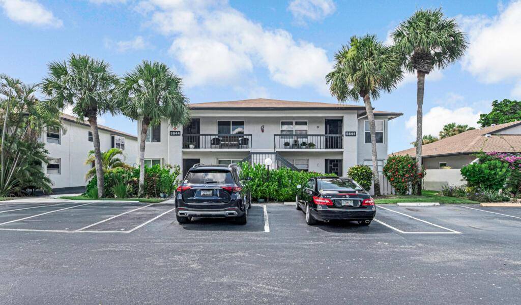 5844 Areca PalmDelray Beach - PALM GREENS AT VILLA DEL R condo unit C - picture
