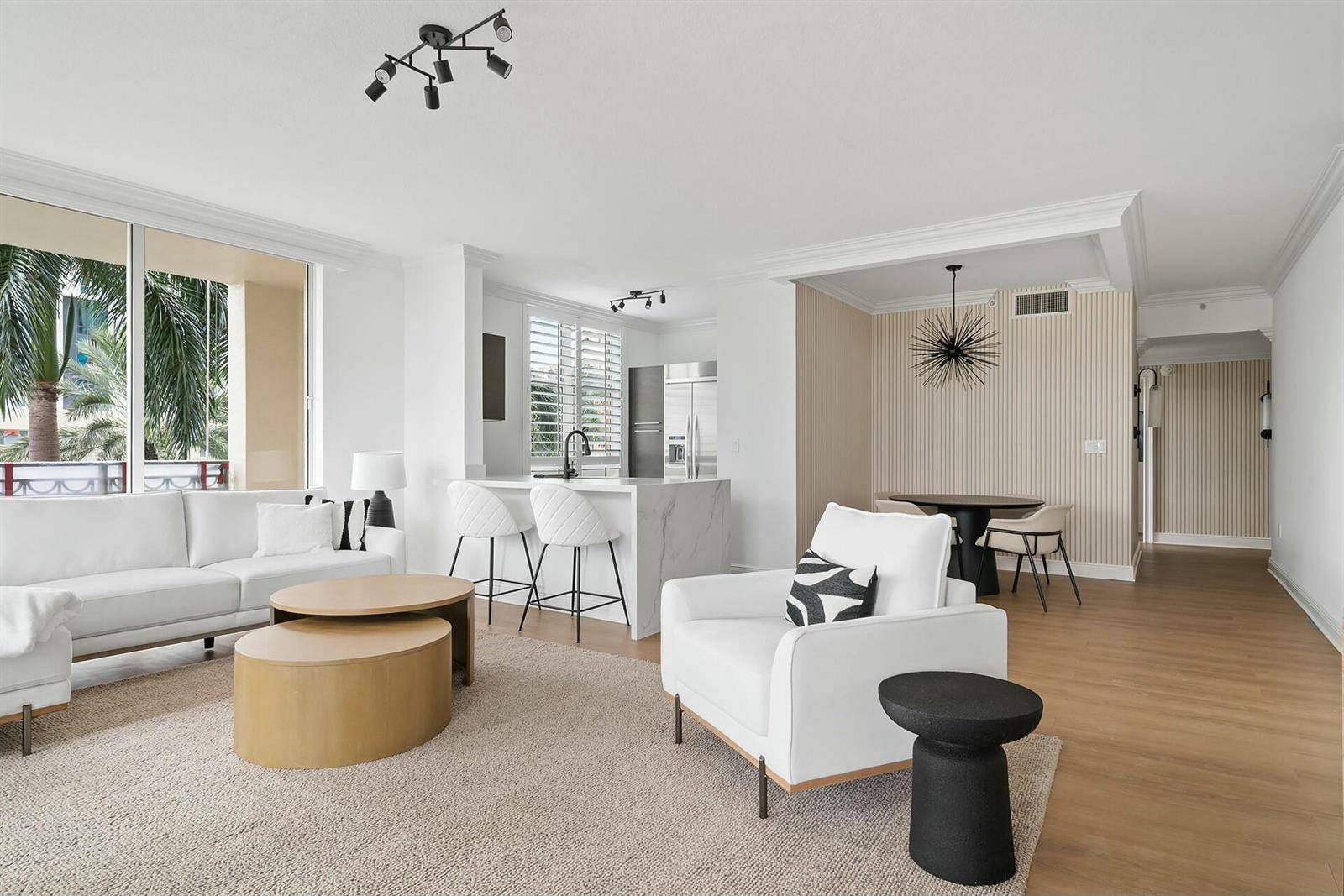 550 OkeechobeeWest Palm Beach - CITYPLACE SOUTH TOWER COND condo unit 322 - picture
