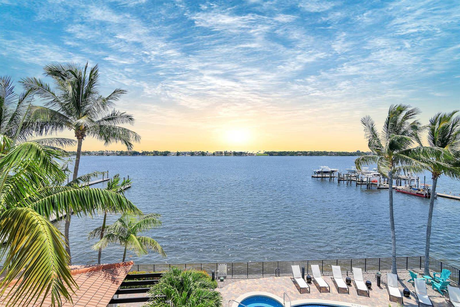 2700 N FederalBoynton Beach - PENINSULA ON THE INTRACOST condo unit 401 - picture
