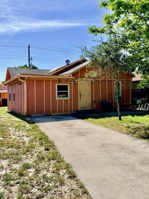 1009 S PINE - picture