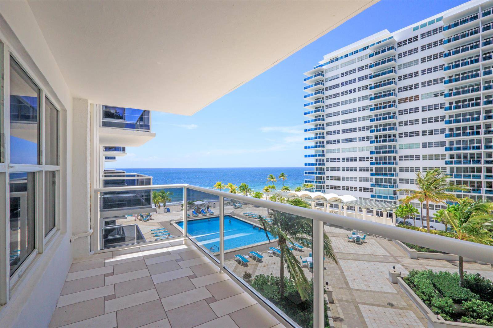3500 Galt OceanFort Lauderdale - PLAYA DEL SOL CONDO condo unit 404 - picture