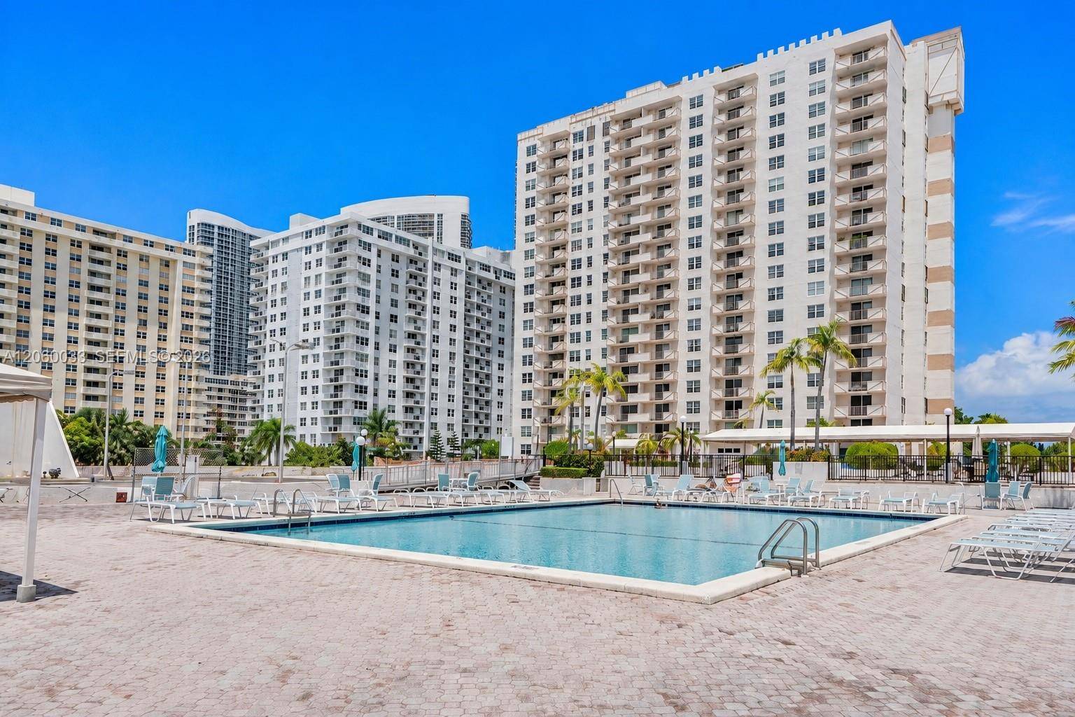 1865 S Ocean DrHallandale Beach - PRINCE GEORGE ARMS CONDO condo unit 11J - picture