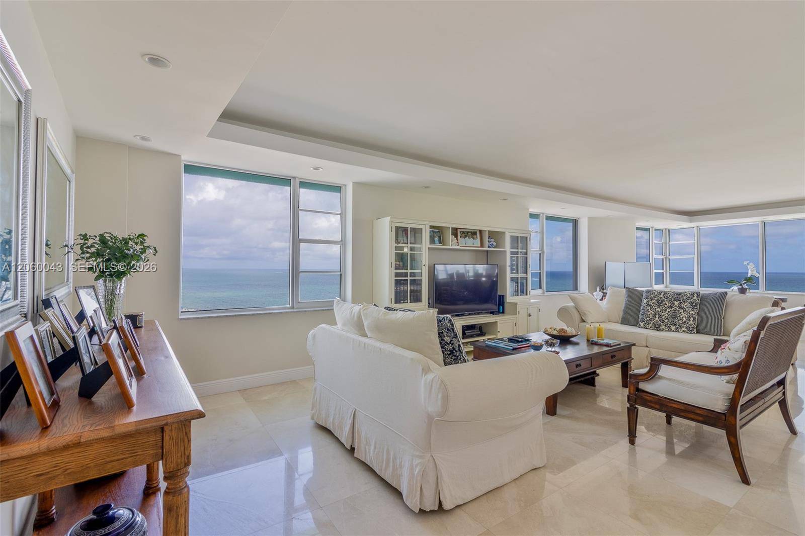 5255 Collins AveMiami Beach - IMPERIAL HOUSE CONDO condo unit 11E - picture