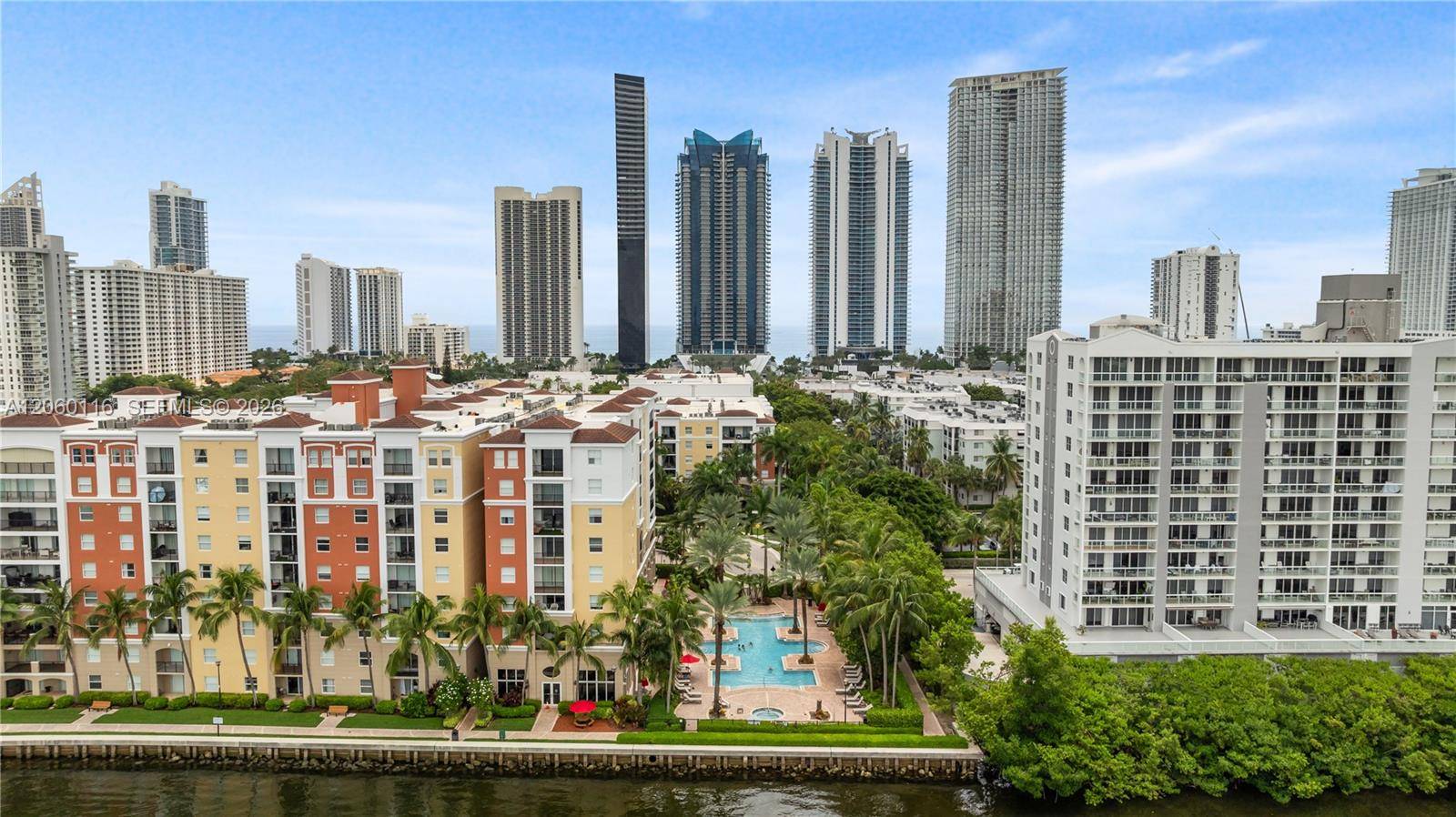 17150 N Bay RdSunny Isles Beach - PORTO BELLAGIO CONDO condo unit 2320 - picture