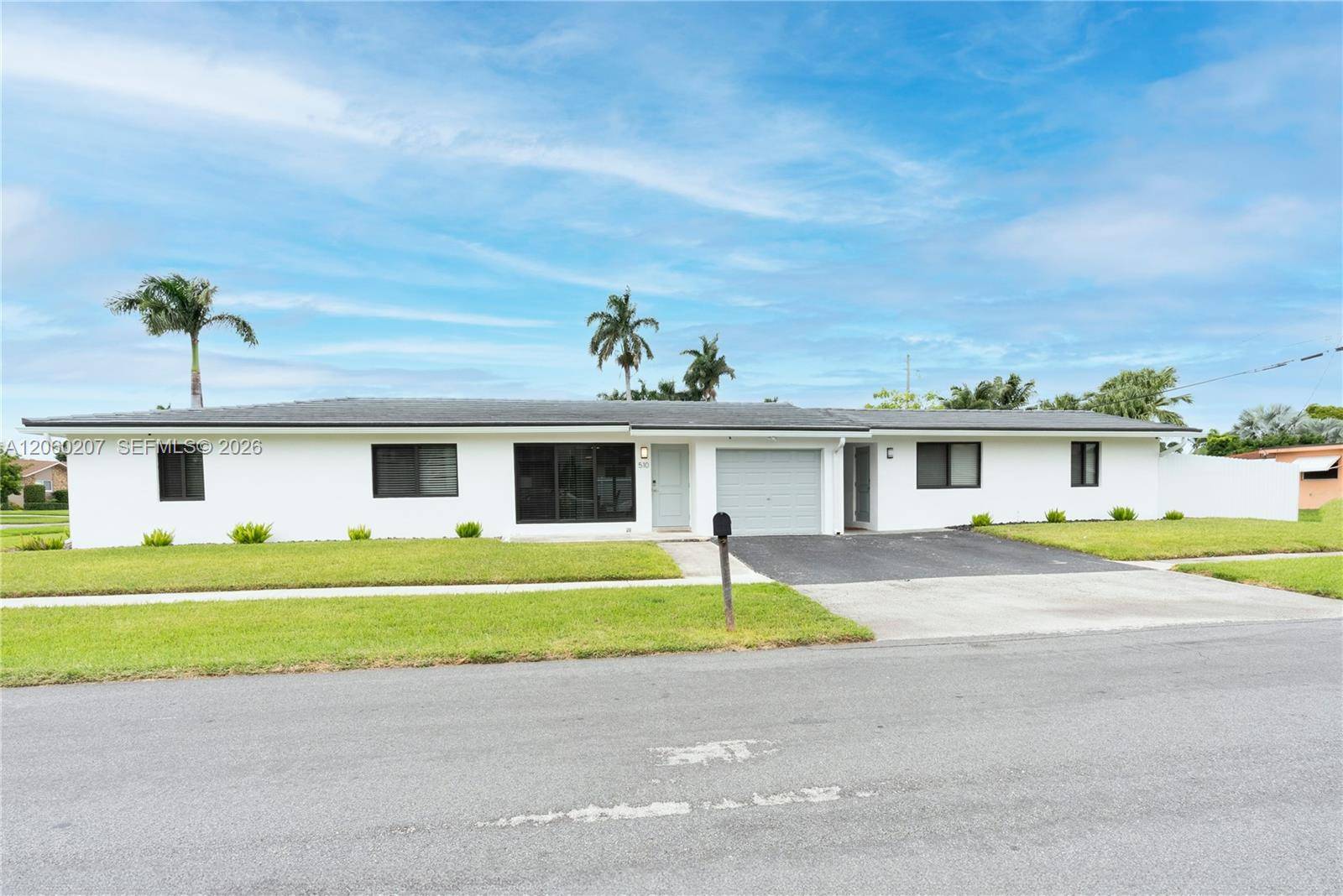 510 SE 3rd AveDania Beach - SOUTH DANIA HEIGHTS AMEN condo unit A - picture
