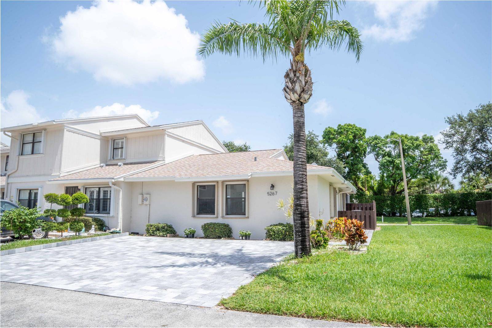 5267 JogDelray Beach - picture