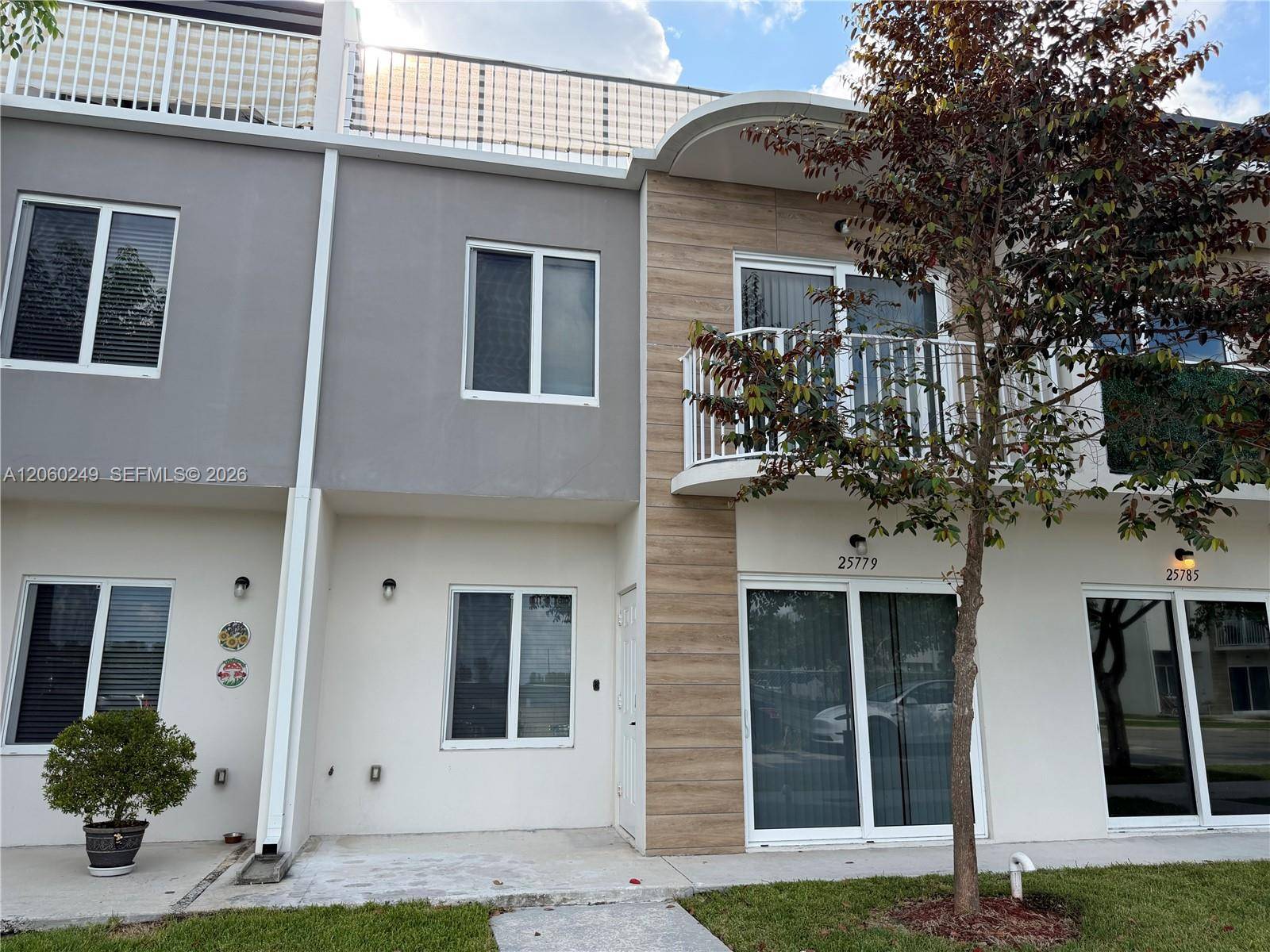 25779 SW 144th AveHomestead - picture