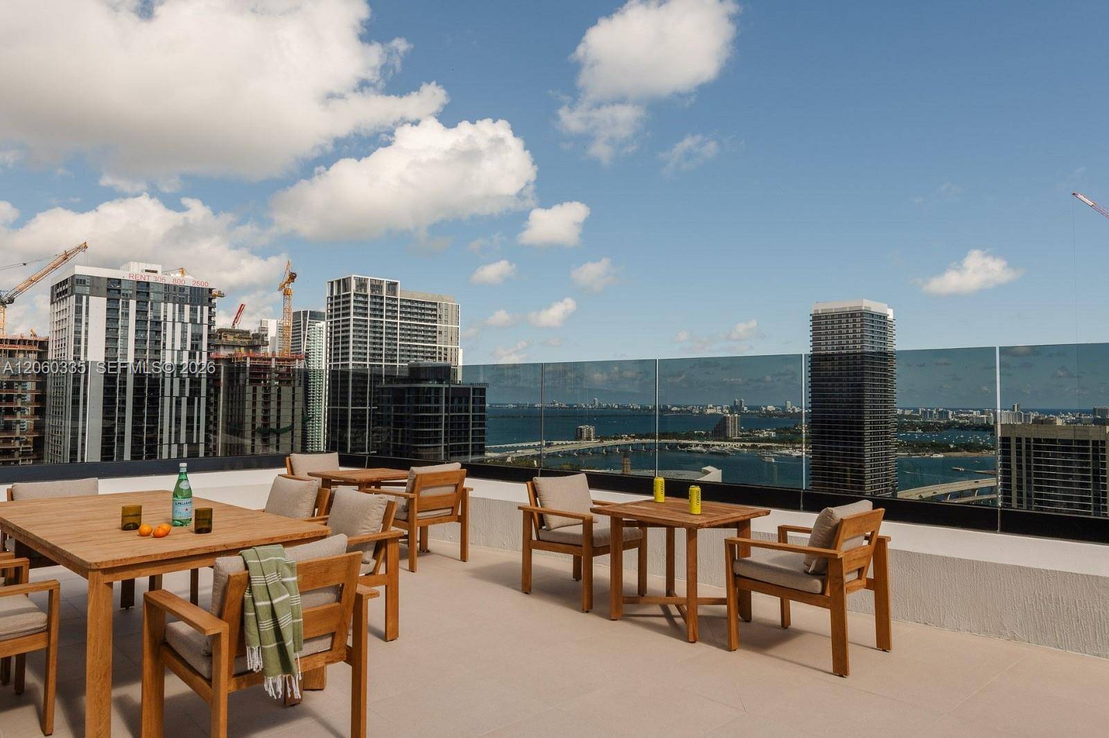 225 N Miami AveMiami - DISTRICT 225 condo unit 1810 - picture