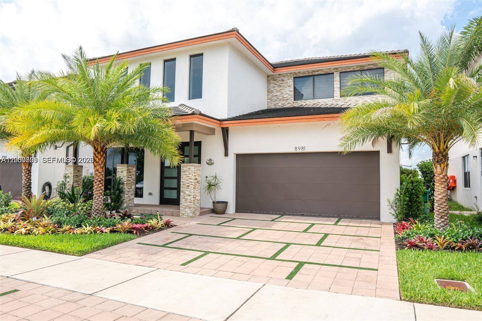 8981 NW 154th TerMiami Lakes - DUNNWOODY LAKE condo unit 8981 - picture