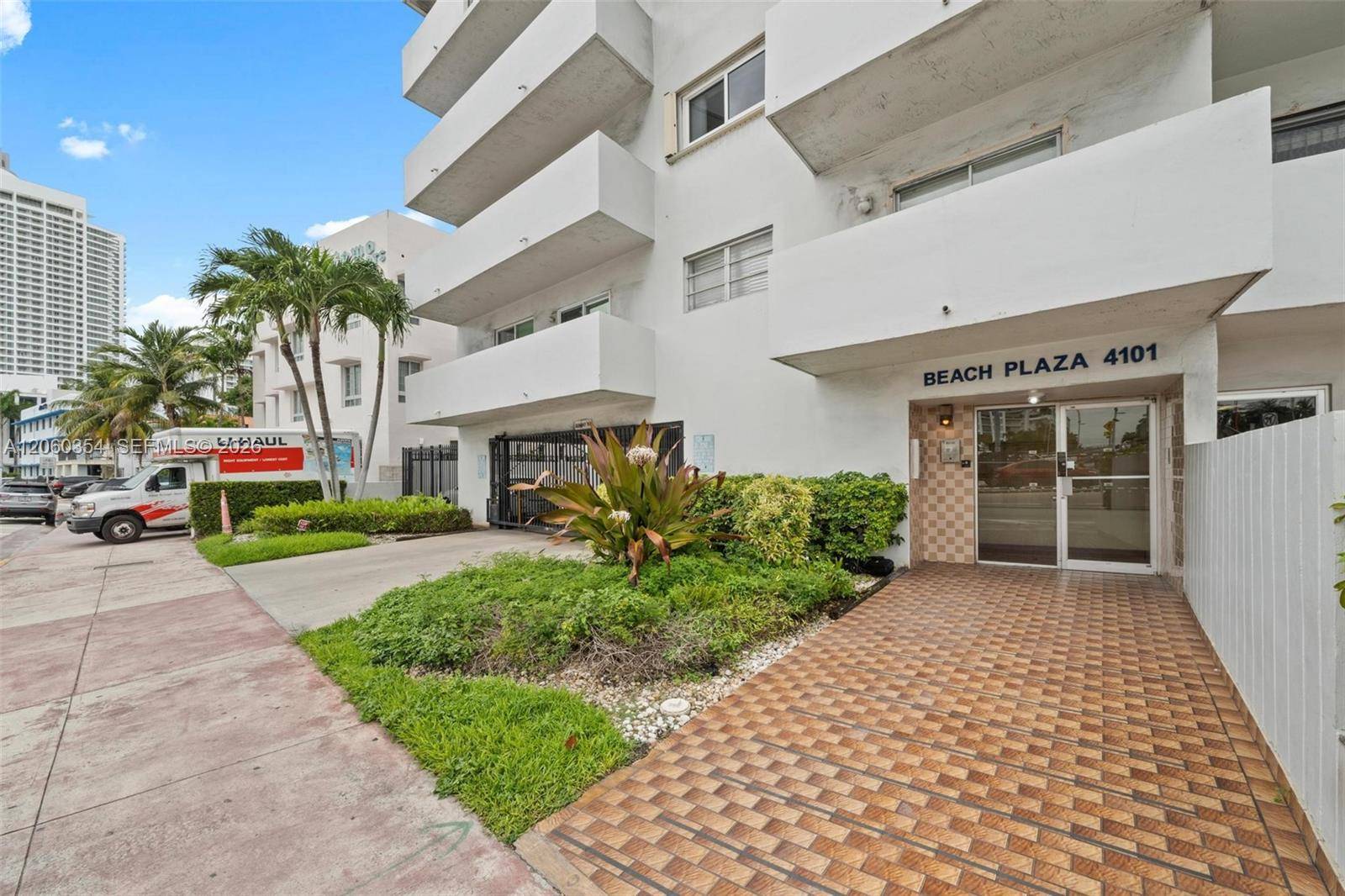 4101 Indian Creek DrMiami Beach - BEACH PLAZA CONDO condo unit 507 - picture