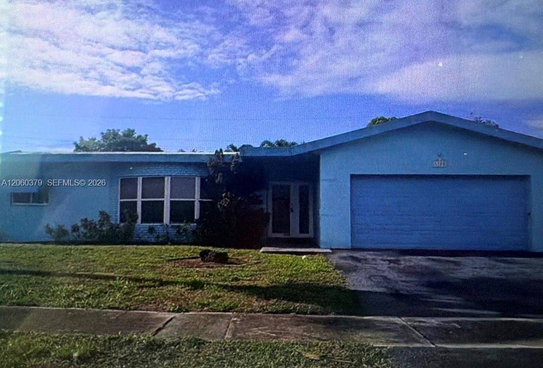 3700 NW 25th StLauderdale Lakes - picture