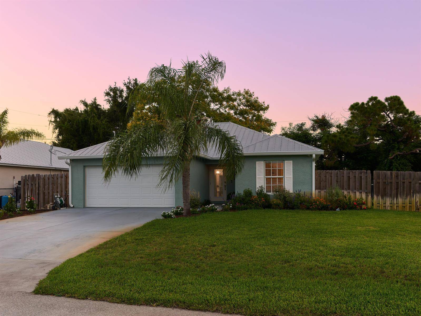 1189 NW 15thStuart - picture