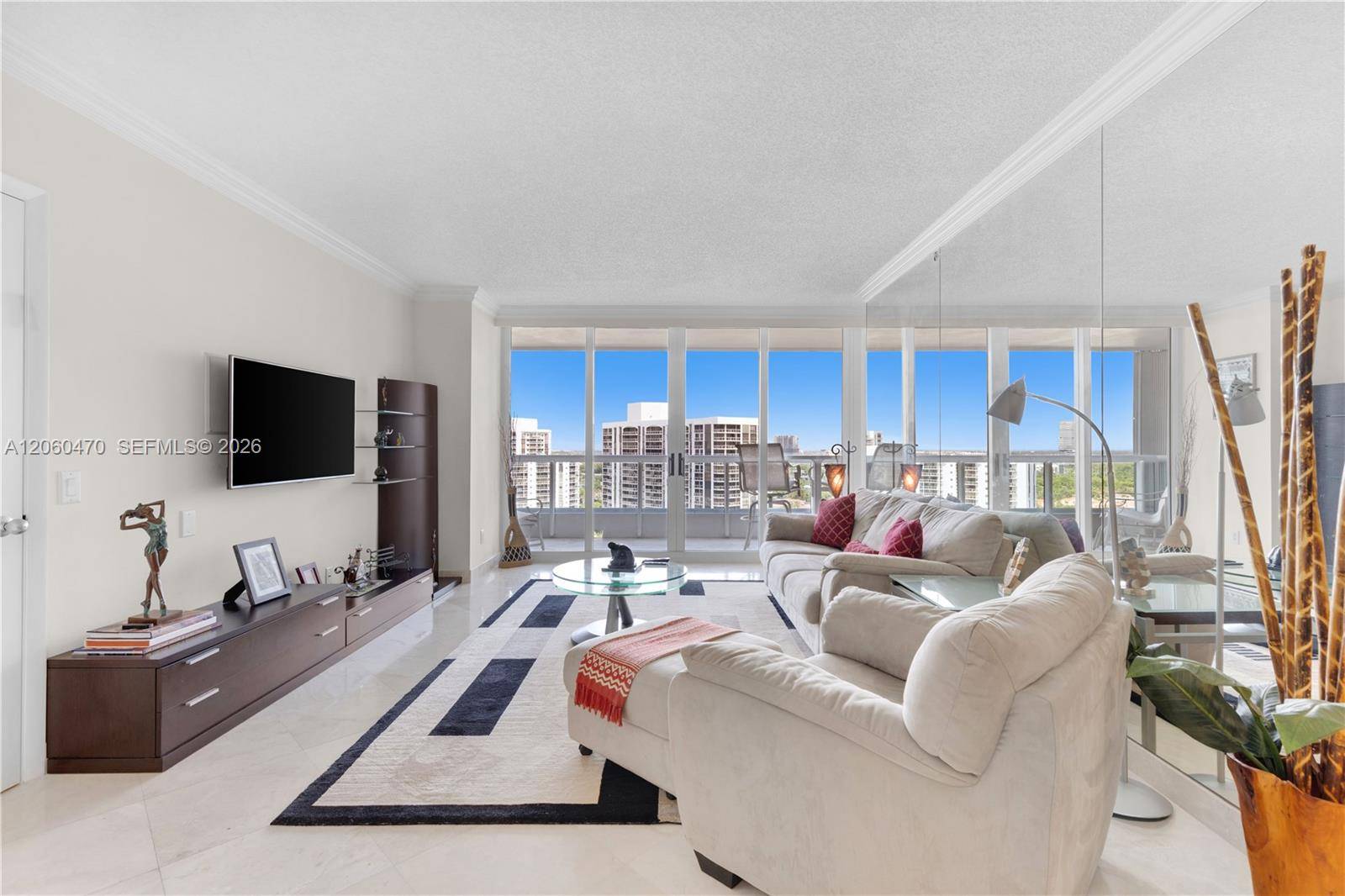 21055 Yacht Club DrAventura - SOUTH TOWER AT THE POINT condo unit 1804 - picture