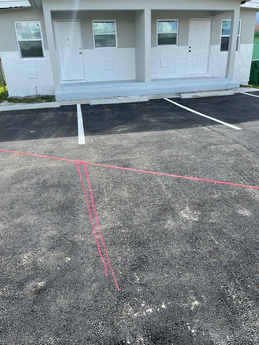 165 NW 11THSouth Bay - picture