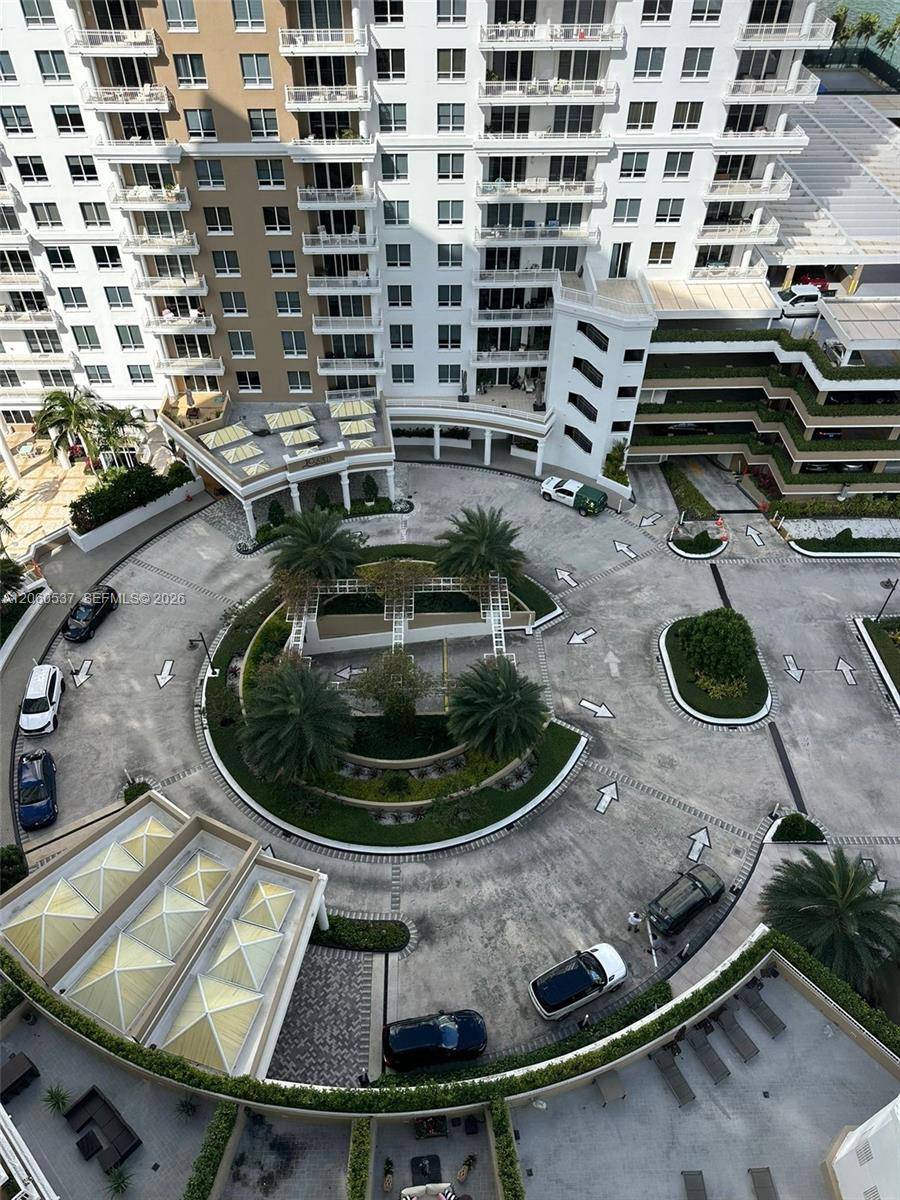 701 Brickell Key BlvdMiami - COURVOISIER COURTS CONDO condo unit 1808 - picture