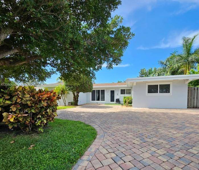 2770 NE 30th StLighthouse Point - picture