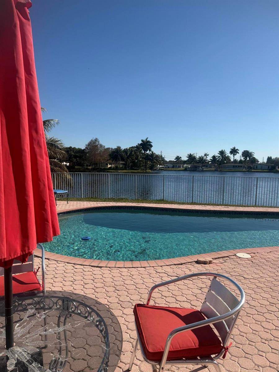 2181 NW 94THPembroke Pines - picture
