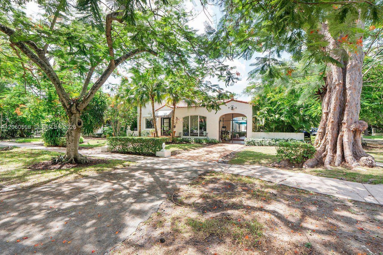 1042 Sorolla AveCoral Gables - picture