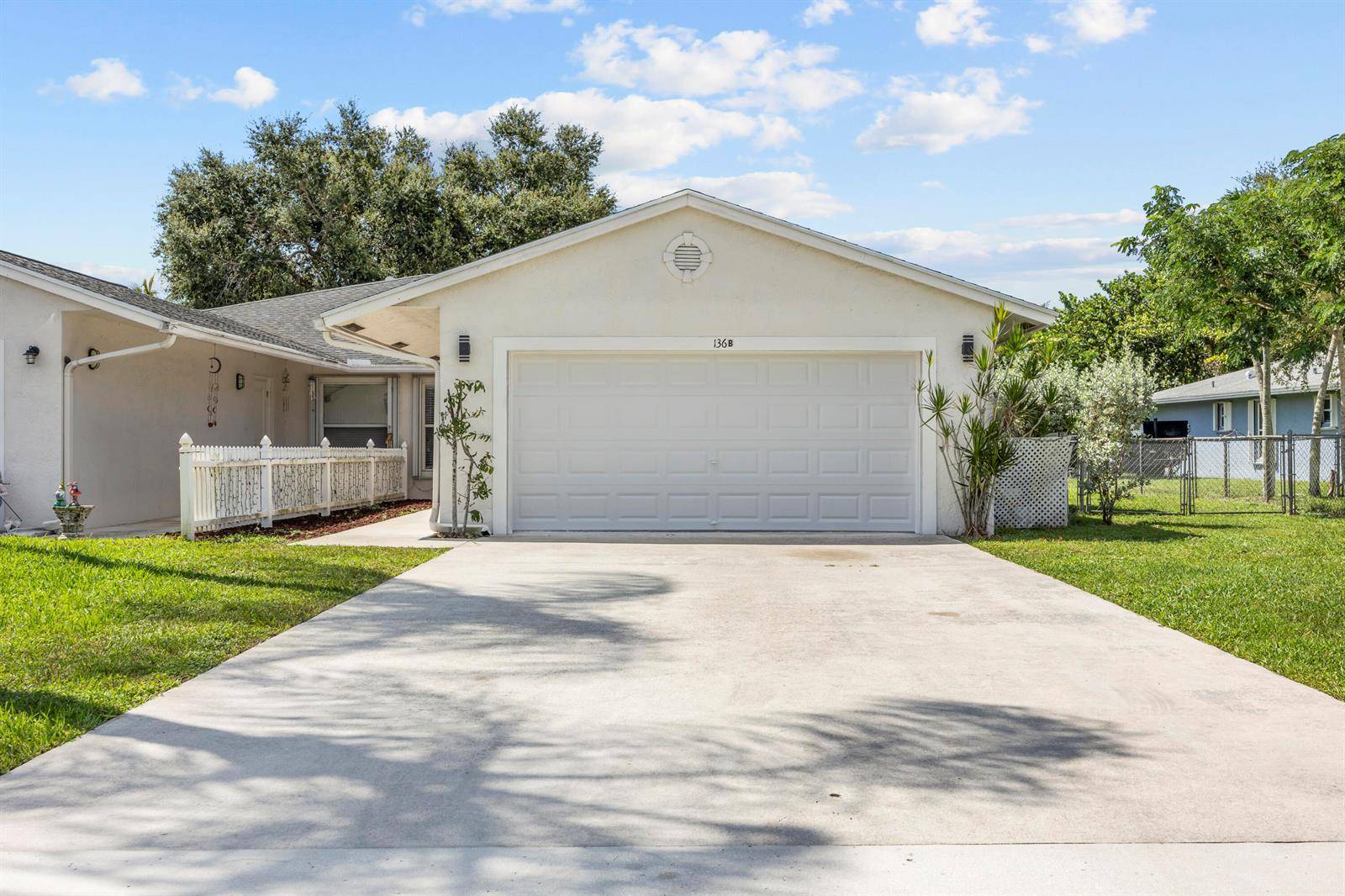 136 SparrowRoyal Palm Beach - THE WILLOWS condo unit B - picture
