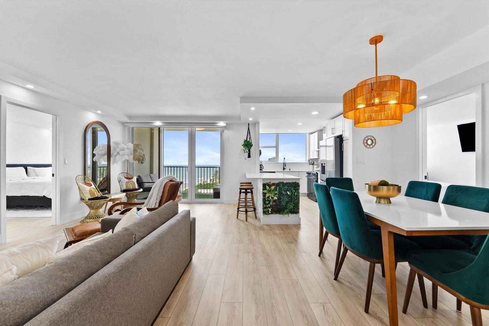 1237 HILLSBORO MILEHillsboro Beach - PORT DE MER CONDO,Port De Mer condo unit 604 - picture