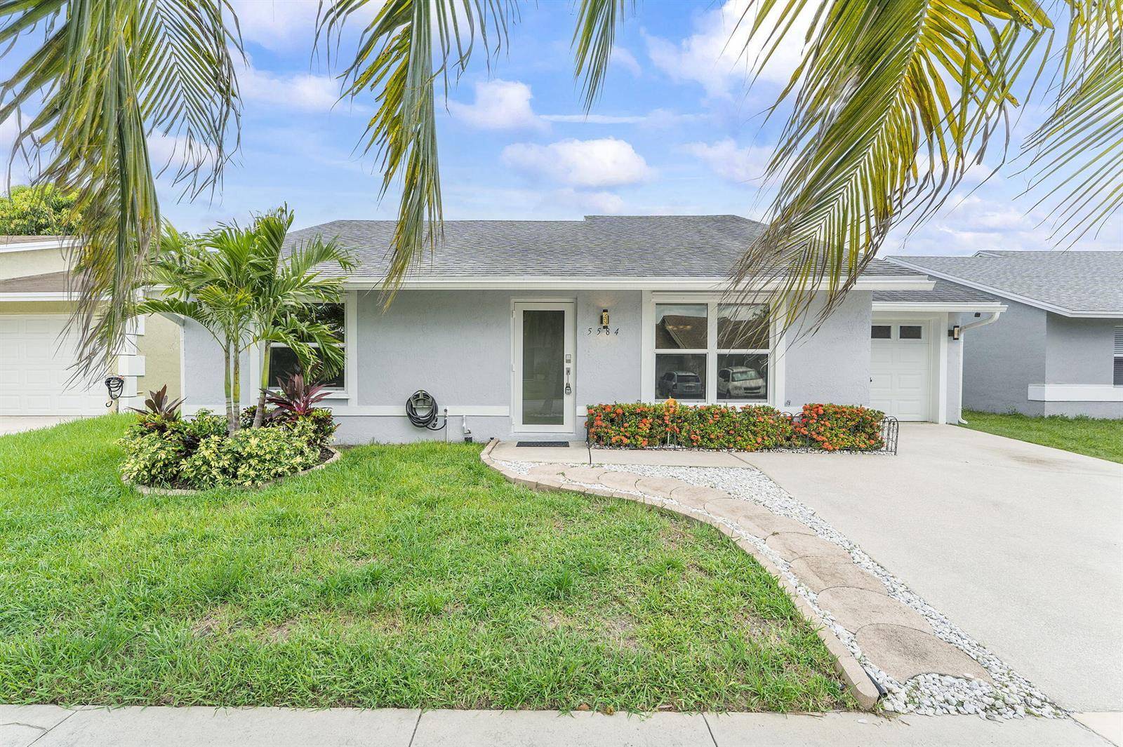 5584 PriscillaLake Worth - picture