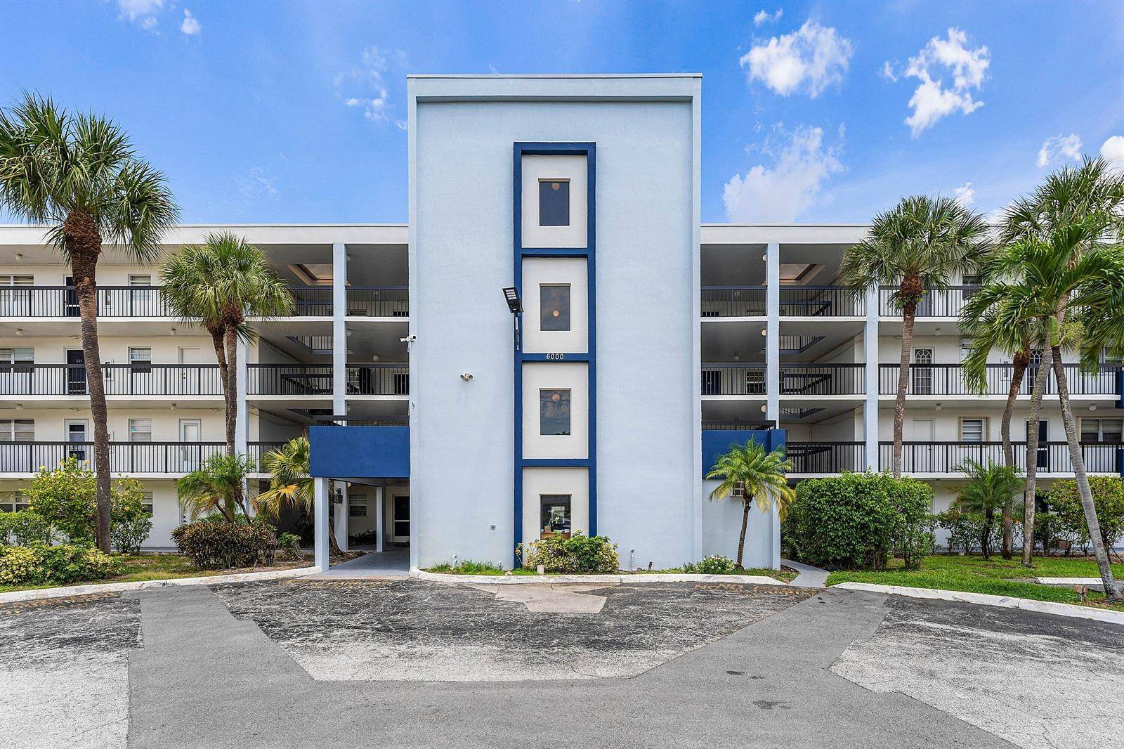 6000 NW 2ndBoca Raton - BOCA TEECA CONDO 8,Boca Teeca condo unit 433 - picture