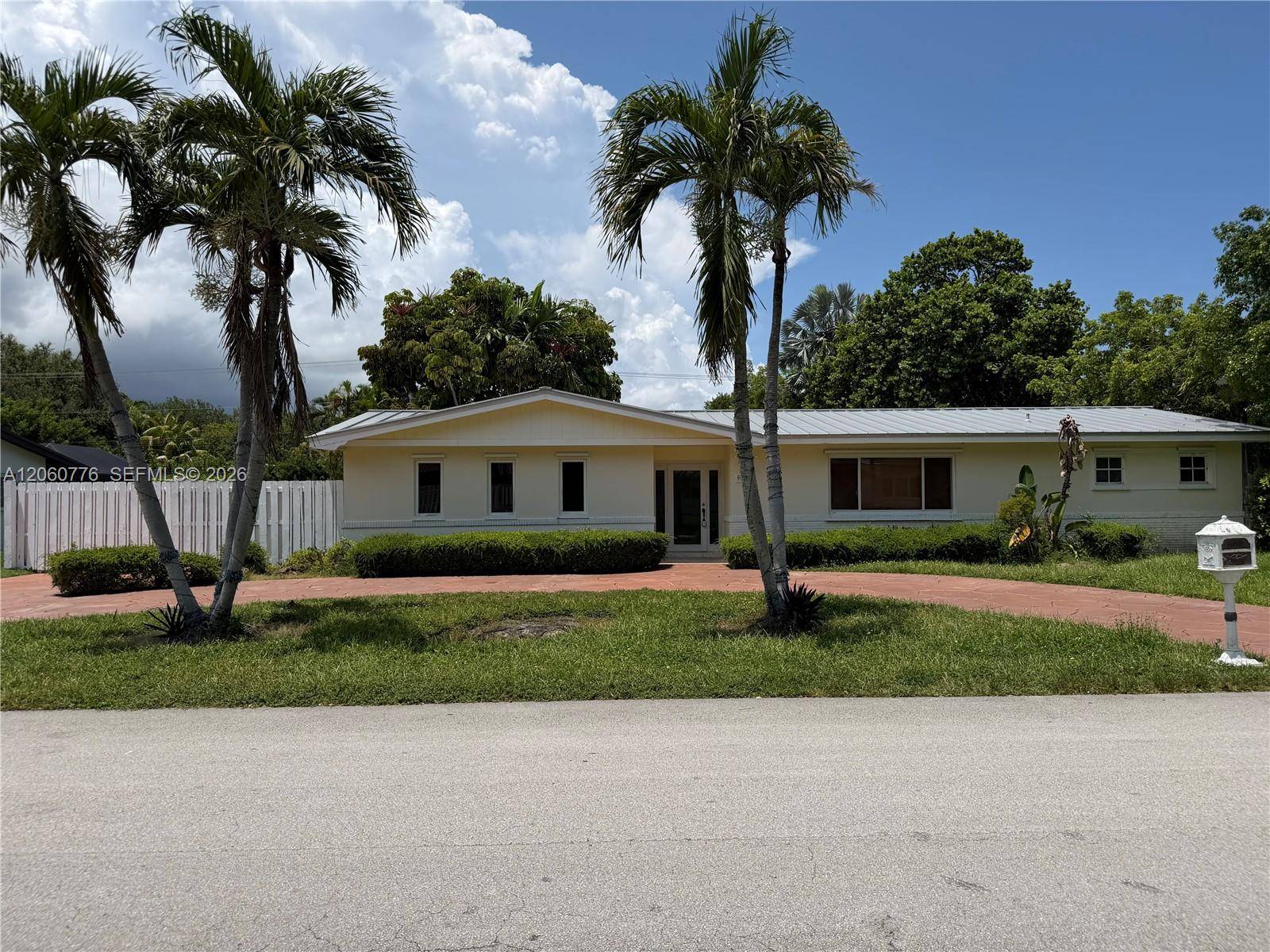 6305 Marlin DrCoral Gables - picture