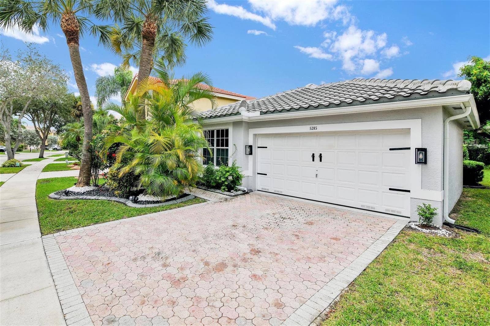 5285 NW 117THCoral Springs - picture