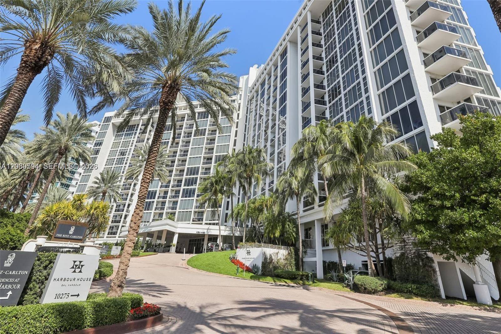 10275 Collins AveBal Harbour - HARBOUR HOUSE condo unit 1106 - picture
