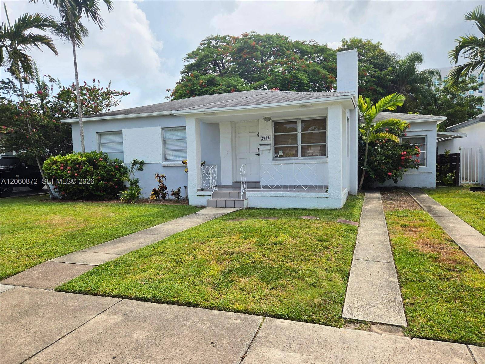 2724 SW 36th AveMiami - picture