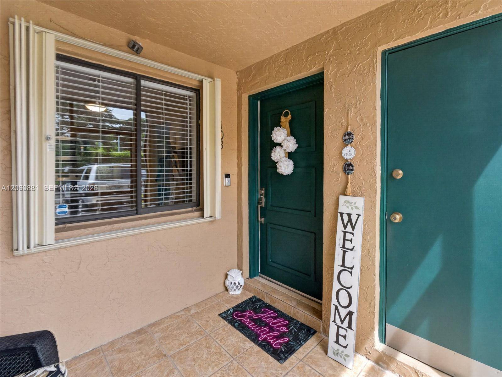 205 Lakeview DrWeston - RACQUET CLUB APARTMENTS A condo unit 103 - picture