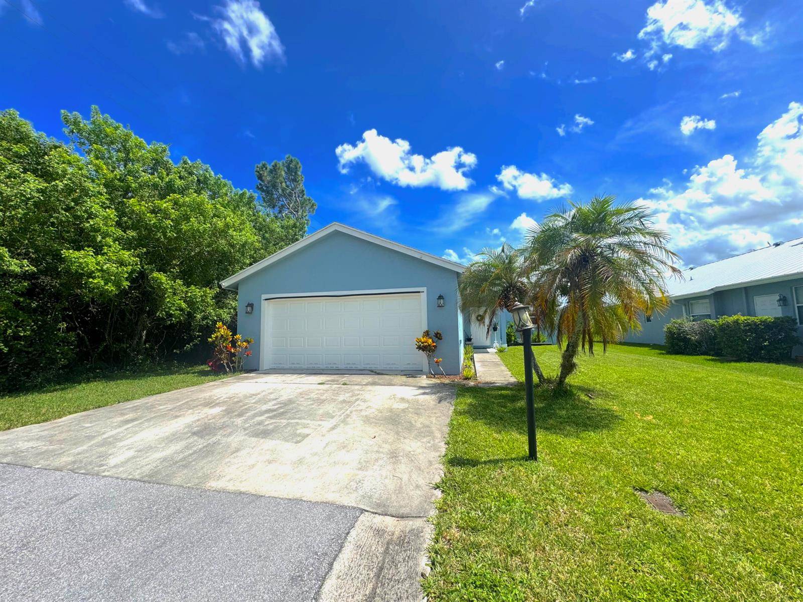 2414 SW REGENCYStuart - picture