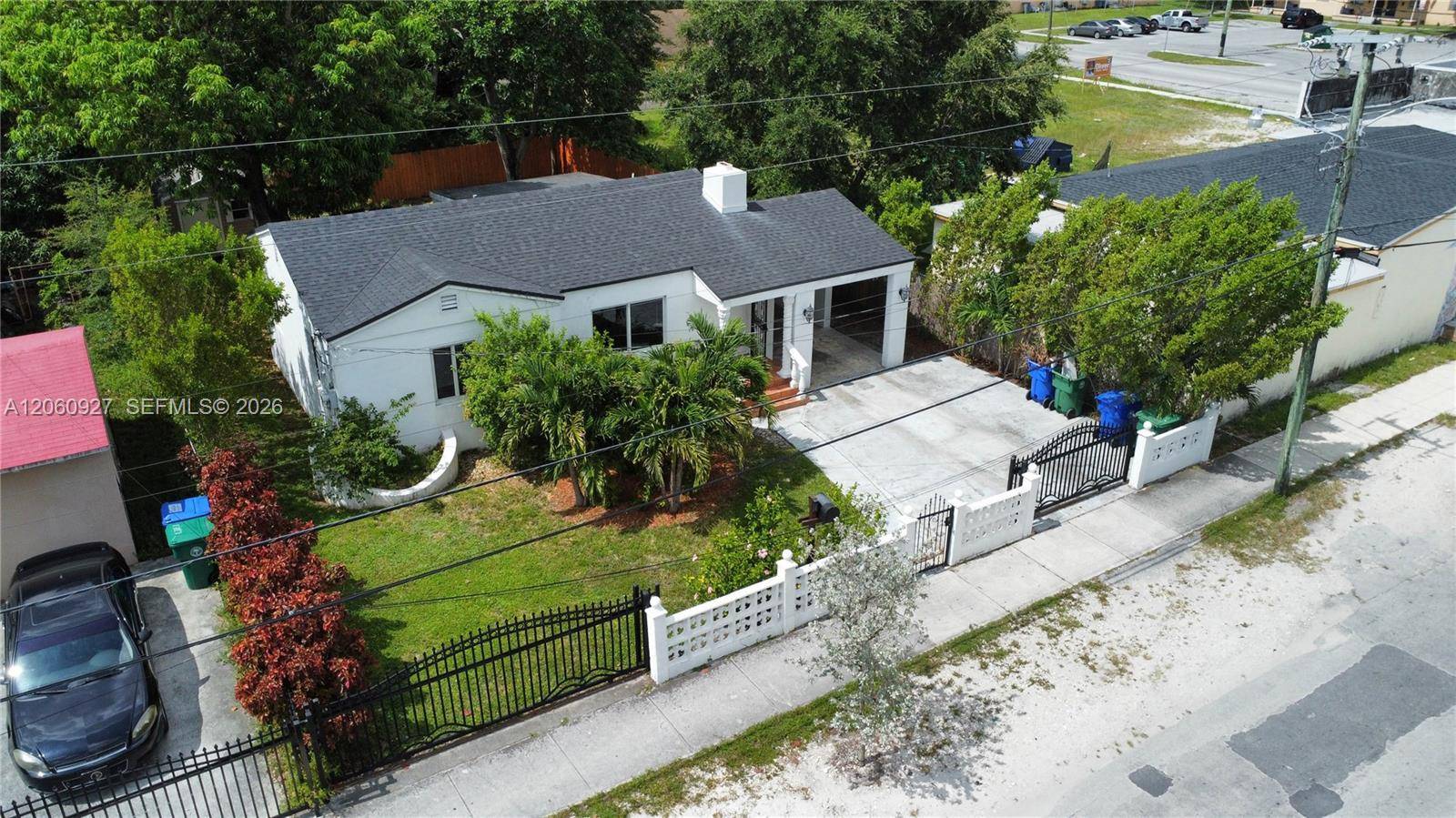 180 NW 67th StMiami - picture