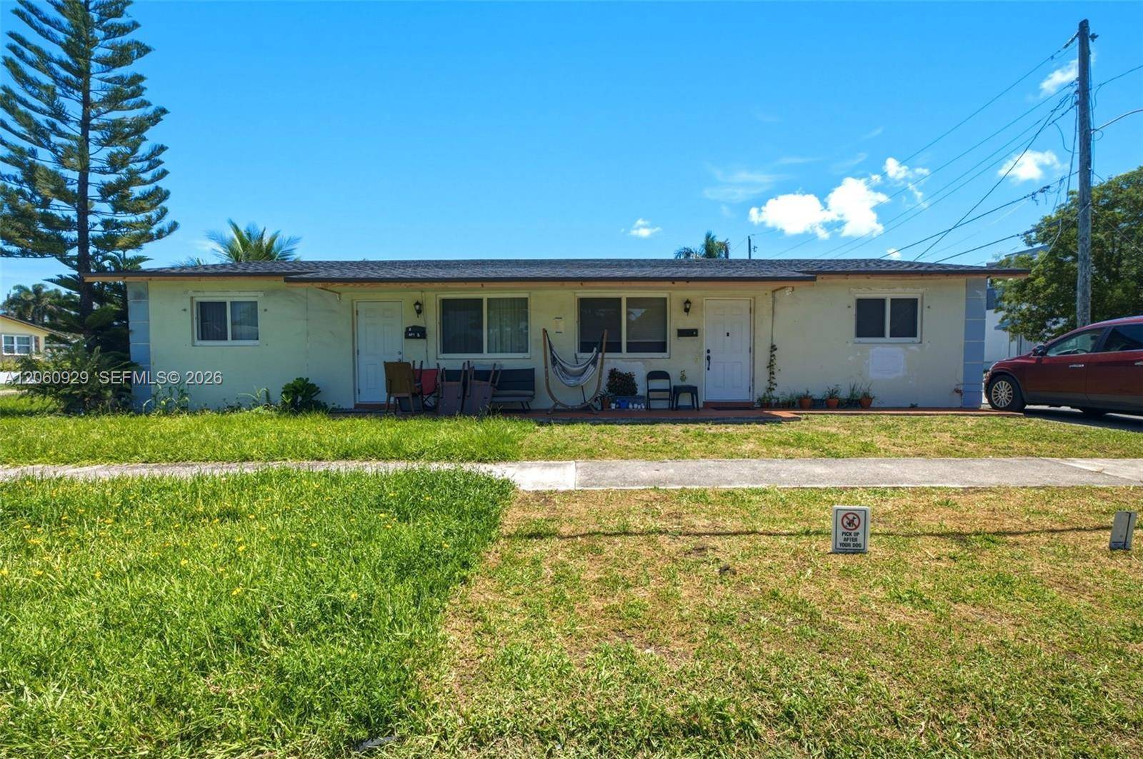 137 NE 1st CtDania Beach - picture