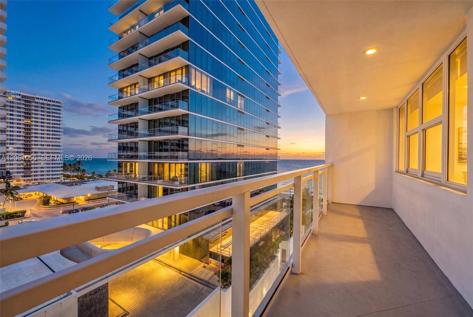 2030 S Ocean DrHallandale Beach - PARKER PLAZA CONDO ESTATE condo unit 723 - picture