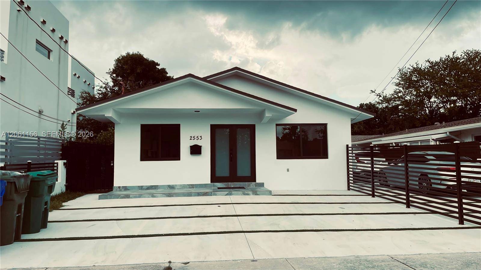 2551 SW 19 StreetMiami - GRAPELAND SUB REV condo unit 2553 - picture