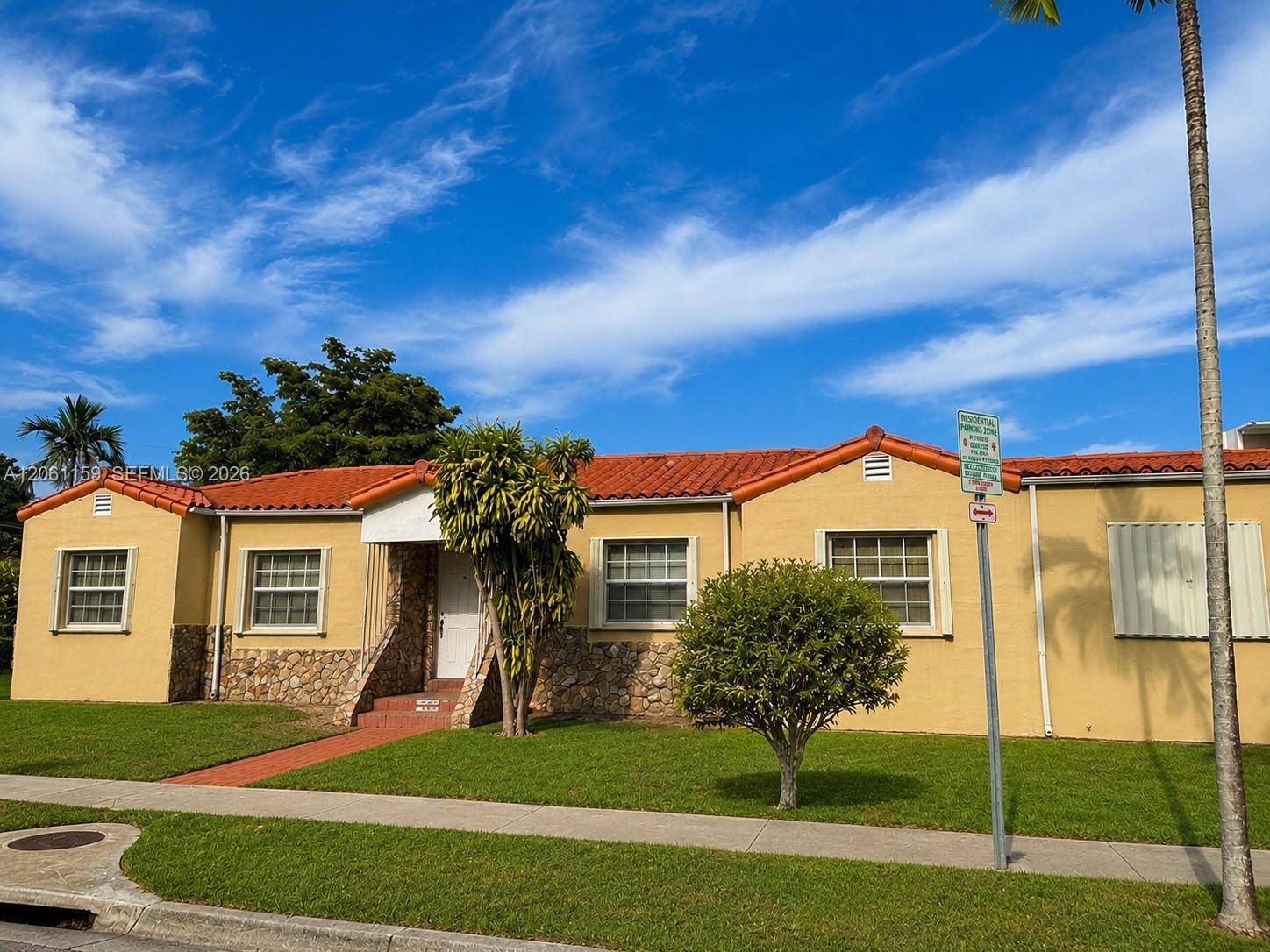 2107 SW 31st AveMiami - picture
