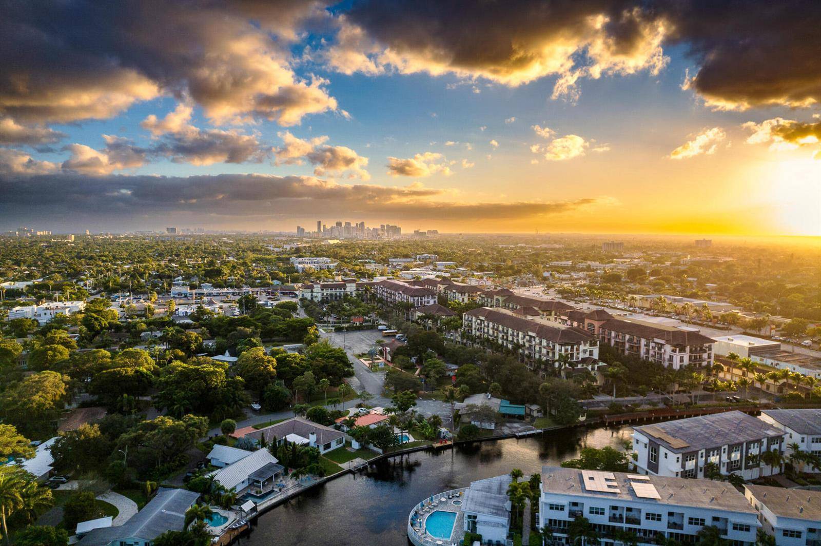 2757 NE 14THWilton Manors - picture